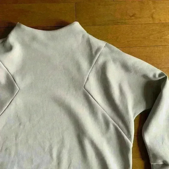 Reebok | Essentials oversized training sweatshirt size  large - Picture 9 of 9